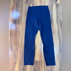 Lululemon Navy Blue Capri Leggings 17”